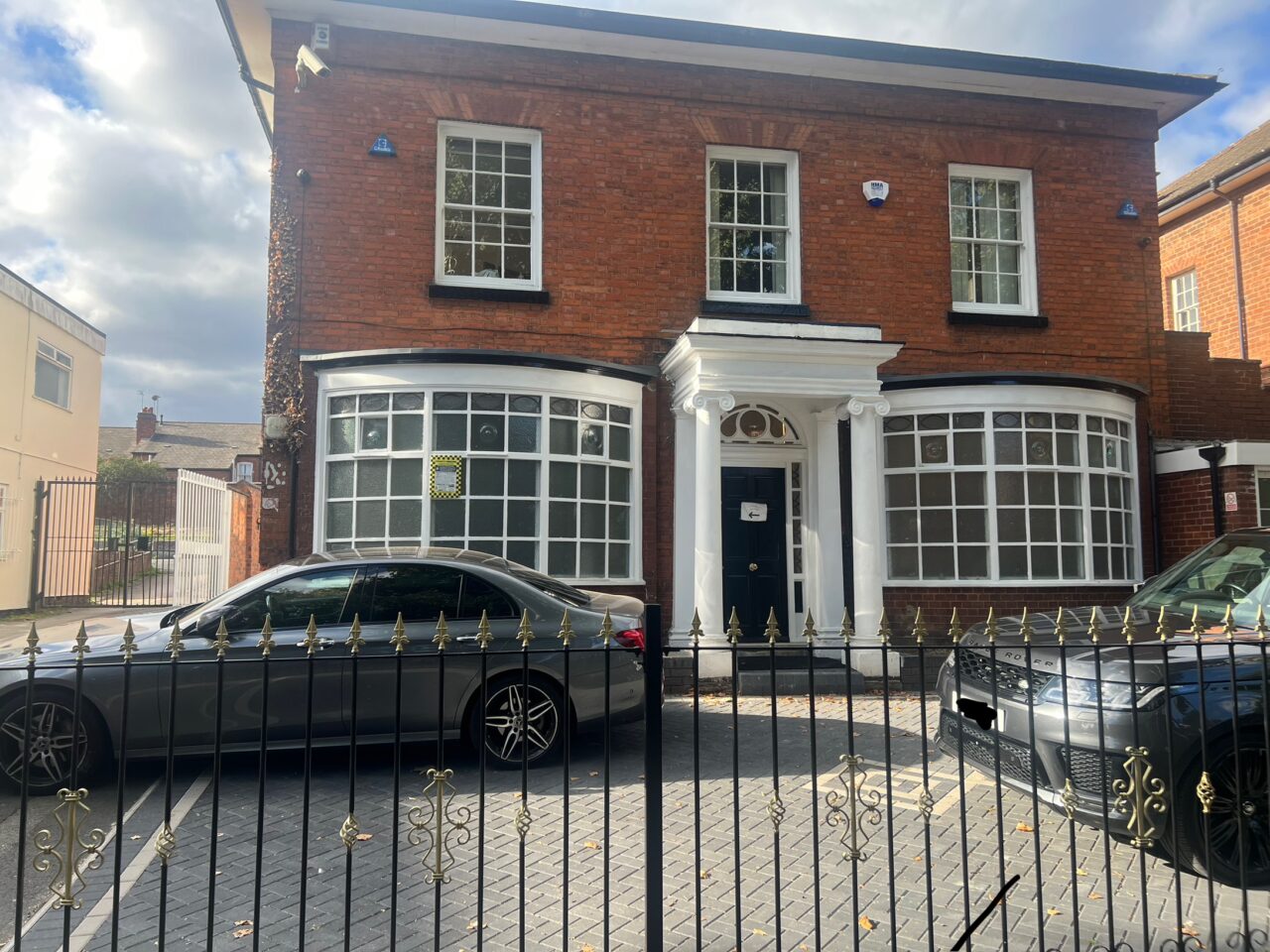 19 Lichfield St Building Front
